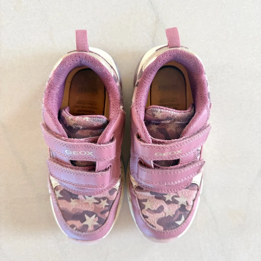 Geox J Spaziale Light Up Sneakers Dark Pink Girls US 12 EU 30